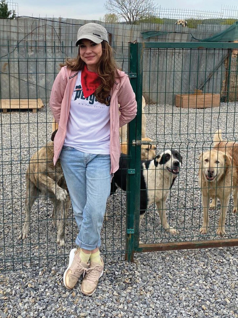 İrem Altuğ